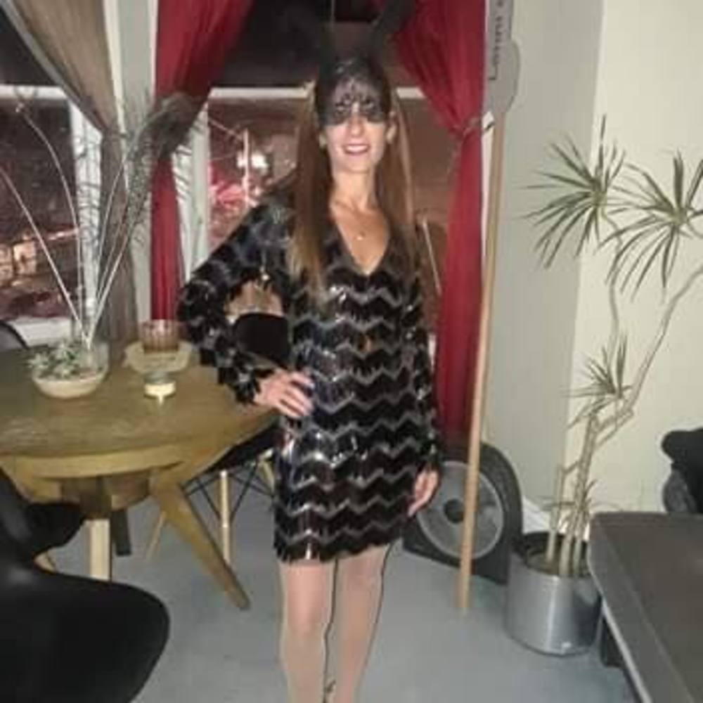 Meet your Posher, Lonni